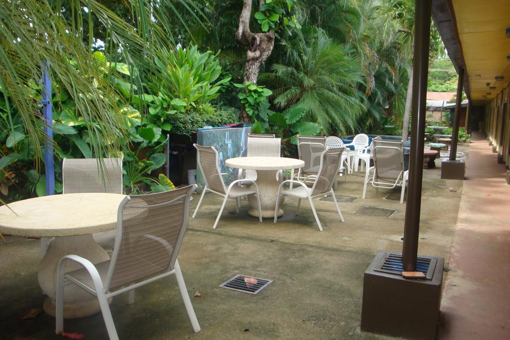Hotel Savannah Playas del Coco Exterior foto